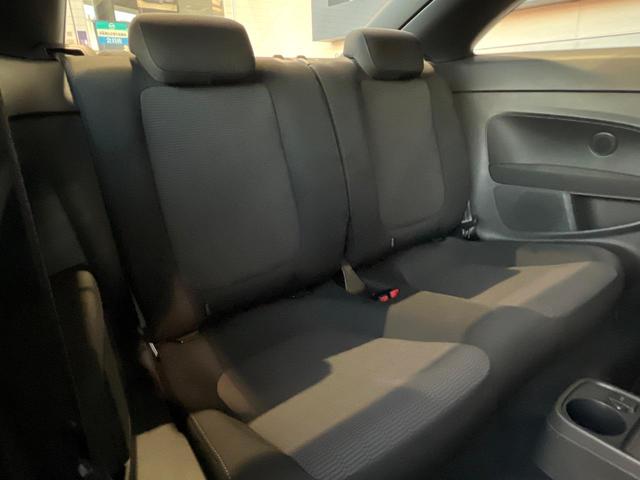 ザ・ビートル ベース　バイキセノンヘッドライトパッケージ　クラリオン製ナビ　バックカメラ　フルセグ　Ｂｌｕｅｔｏｏｔｈ接続　スマートエントリー／スタートシステム　ＥＴＣ　レインセンサー　禁煙（9枚目）