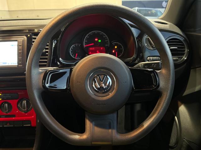 ザ・ビートル ベース　バイキセノンヘッドライトパッケージ　クラリオン製ナビ　バックカメラ　フルセグ　Ｂｌｕｅｔｏｏｔｈ接続　スマートエントリー／スタートシステム　ＥＴＣ　レインセンサー　禁煙（10枚目）