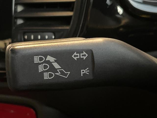 ザ・ビートル ベース　バイキセノンヘッドライトパッケージ　クラリオン製ナビ　バックカメラ　フルセグ　Ｂｌｕｅｔｏｏｔｈ接続　スマートエントリー／スタートシステム　ＥＴＣ　レインセンサー　禁煙（22枚目）