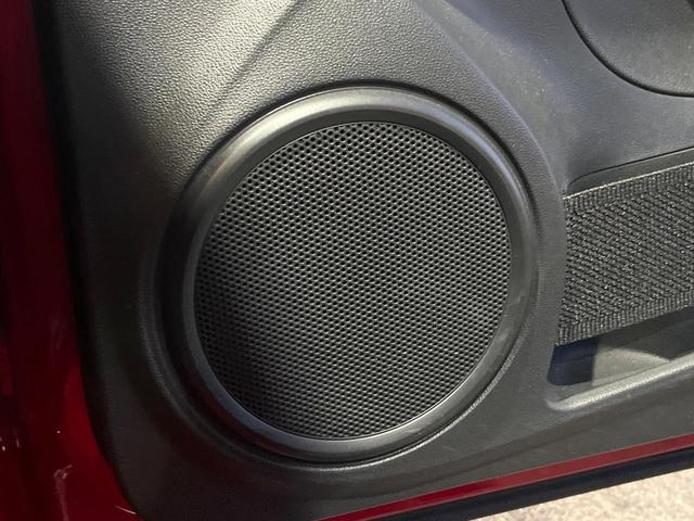 ザ・ビートル ベース　バイキセノンヘッドライトパッケージ　クラリオン製ナビ　バックカメラ　フルセグ　Ｂｌｕｅｔｏｏｔｈ接続　スマートエントリー／スタートシステム　ＥＴＣ　レインセンサー　禁煙（32枚目）