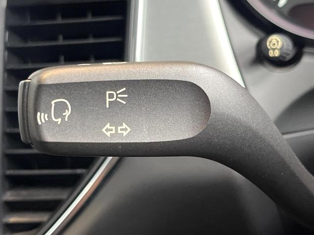 マカン マカンＧＴＳ　スポーツクロノパッケージ　スポーツエグゾースト　黒革シート　シートヒーター　ＰＤＬＳ　ＰＡＳＭ　２０インチＲＳスパイダーデザインホイール　純正ナビ　全周囲カメラ　エアサス　パワーバックドア　禁煙（30枚目）