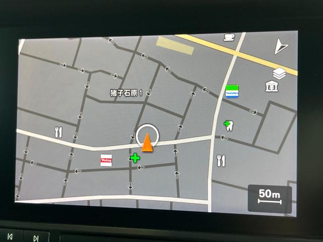 マカン マカンＧＴＳ　スポーツクロノパッケージ　スポーツエグゾースト　黒革シート　シートヒーター　ＰＤＬＳ　ＰＡＳＭ　２０インチＲＳスパイダーデザインホイール　純正ナビ　全周囲カメラ　エアサス　パワーバックドア　禁煙（33枚目）