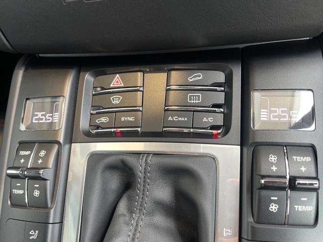 マカン マカンＧＴＳ　スポーツクロノパッケージ　スポーツエグゾースト　黒革シート　シートヒーター　ＰＤＬＳ　ＰＡＳＭ　２０インチＲＳスパイダーデザインホイール　純正ナビ　全周囲カメラ　エアサス　パワーバックドア　禁煙（35枚目）