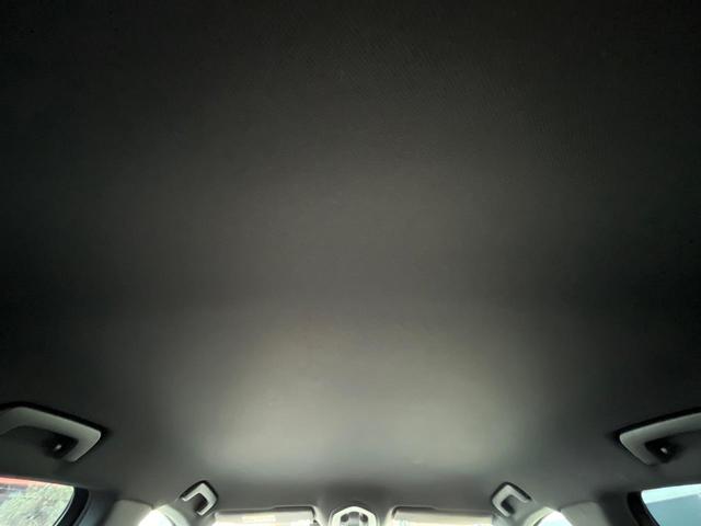 マカン マカンＧＴＳ　スポーツクロノパッケージ　スポーツエグゾースト　黒革シート　シートヒーター　ＰＤＬＳ　ＰＡＳＭ　２０インチＲＳスパイダーデザインホイール　純正ナビ　全周囲カメラ　エアサス　パワーバックドア　禁煙（53枚目）