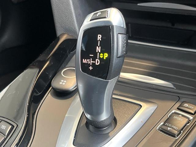 ３シリーズ ３２０ｉツーリング　スポーツ　純正ナビ　禁煙車　１オーナー　リアビューカメラ　ＥＴＣ　Ｂｌｕｅｔｏｏｔｈ　インテリジェントセーフティー　パワーバックドア　クルーズコントロール　デュアルオートエアコン　スマートキー（12枚目）