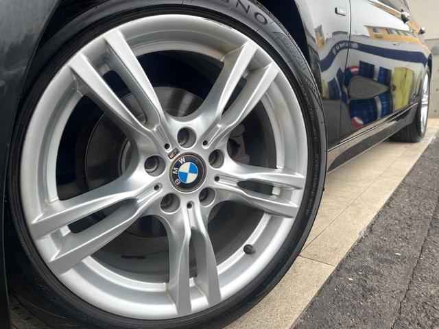 ３シリーズ ３２０ｉツーリング　スポーツ　純正ナビ　禁煙車　１オーナー　リアビューカメラ　ＥＴＣ　Ｂｌｕｅｔｏｏｔｈ　インテリジェントセーフティー　パワーバックドア　クルーズコントロール　デュアルオートエアコン　スマートキー（15枚目）