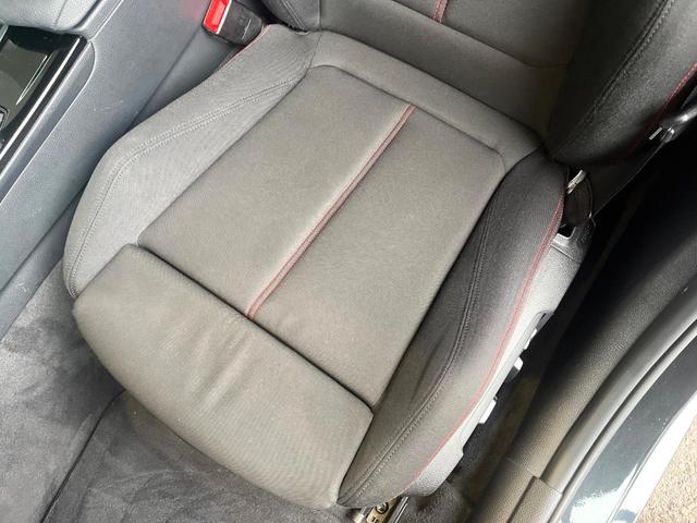 ３シリーズ ３２０ｉツーリング　スポーツ　純正ナビ　禁煙車　１オーナー　リアビューカメラ　ＥＴＣ　Ｂｌｕｅｔｏｏｔｈ　インテリジェントセーフティー　パワーバックドア　クルーズコントロール　デュアルオートエアコン　スマートキー（32枚目）