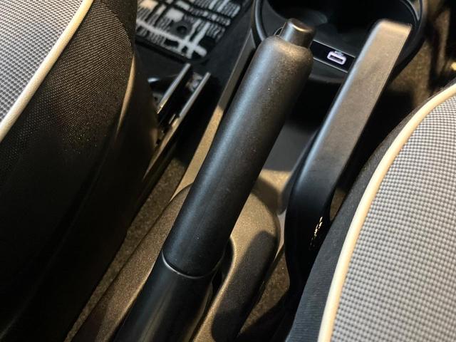 500 1.2 ポップ 禁煙車 ディスプレイオーディオ アップルカープレイ Bluetooth ハーフレザーシート アイドリングストップ キーレスキー 横滑り防止 盗難防止装置 パワーウィンドウ(47枚目)