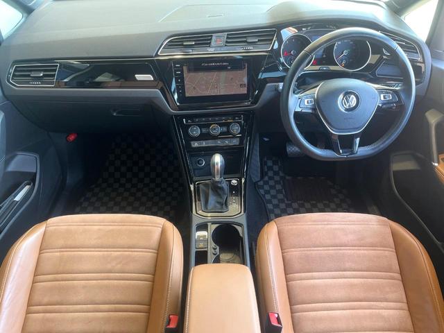 ゴルフトゥーラン TSI ハイライン DiscoverPro カープレイ ブラインドスポットアシスト アダプティブクルコン シートヒーター パワーバックドア バックカメラ Bluetooth スマートキー OP17インチAW フルセグ(2枚目)