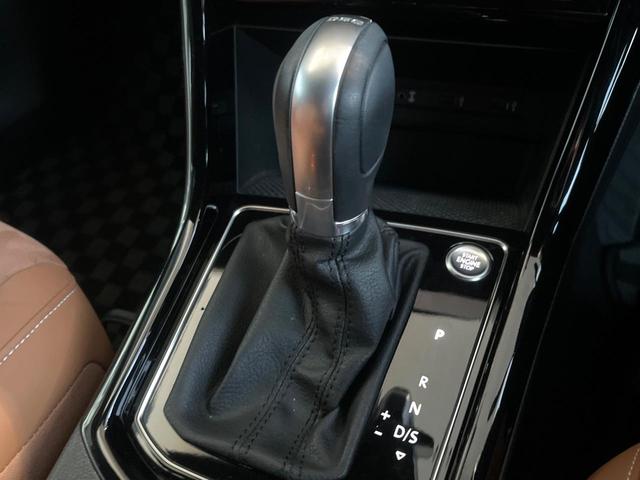 ゴルフトゥーラン TSI ハイライン DiscoverPro カープレイ ブラインドスポットアシスト アダプティブクルコン シートヒーター パワーバックドア バックカメラ Bluetooth スマートキー OP17インチAW フルセグ(11枚目)