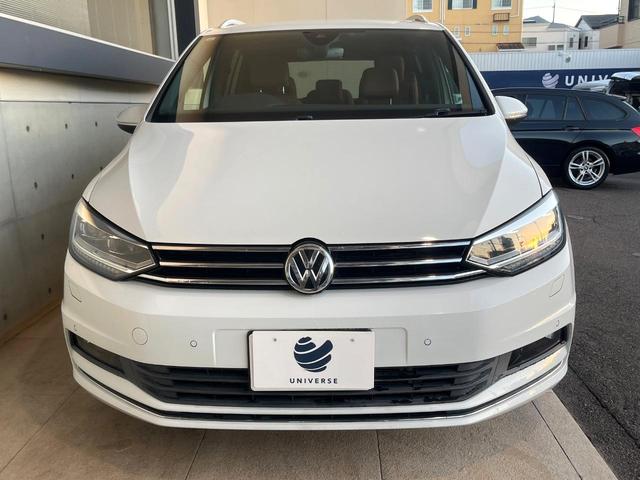 ゴルフトゥーラン TSI ハイライン DiscoverPro カープレイ ブラインドスポットアシスト アダプティブクルコン シートヒーター パワーバックドア バックカメラ Bluetooth スマートキー OP17インチAW フルセグ(15枚目)