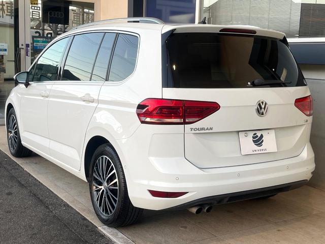 ゴルフトゥーラン TSI ハイライン DiscoverPro カープレイ ブラインドスポットアシスト アダプティブクルコン シートヒーター パワーバックドア バックカメラ Bluetooth スマートキー OP17インチAW フルセグ(18枚目)