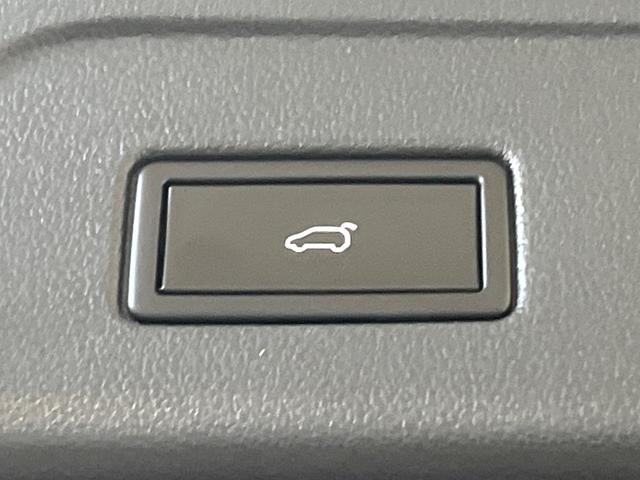 ゴルフトゥーラン TSI ハイライン DiscoverPro カープレイ ブラインドスポットアシスト アダプティブクルコン シートヒーター パワーバックドア バックカメラ Bluetooth スマートキー OP17インチAW フルセグ(21枚目)