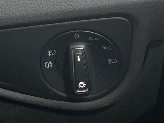 ゴルフトゥーラン TSI ハイライン DiscoverPro カープレイ ブラインドスポットアシスト アダプティブクルコン シートヒーター パワーバックドア バックカメラ Bluetooth スマートキー OP17インチAW フルセグ(23枚目)
