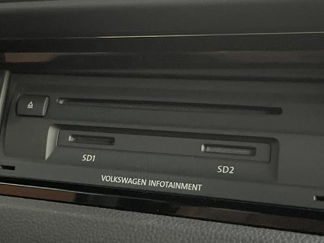 ゴルフトゥーラン TSI ハイライン DiscoverPro カープレイ ブラインドスポットアシスト アダプティブクルコン シートヒーター パワーバックドア バックカメラ Bluetooth スマートキー OP17インチAW フルセグ(42枚目)