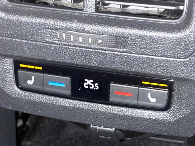 ゴルフトゥーラン TSI ハイライン DiscoverPro カープレイ ブラインドスポットアシスト アダプティブクルコン シートヒーター パワーバックドア バックカメラ Bluetooth スマートキー OP17インチAW フルセグ(46枚目)