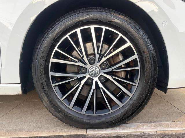 ゴルフトゥーラン TSI ハイライン DiscoverPro カープレイ ブラインドスポットアシスト アダプティブクルコン シートヒーター パワーバックドア バックカメラ Bluetooth スマートキー OP17インチAW フルセグ(59枚目)