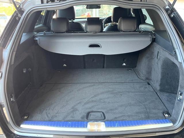 Cクラスステーションワゴン C200 ステーションワゴン スポーツ レーダーセーフティパッケージ 黒革シート シートヒーター アダプティブクルコン ブラインドスポットアシスト ヘッドアップディスプレイ エアサス 純正ナビ バックカメラ パワーバックドア 禁煙 ETC(12枚目)