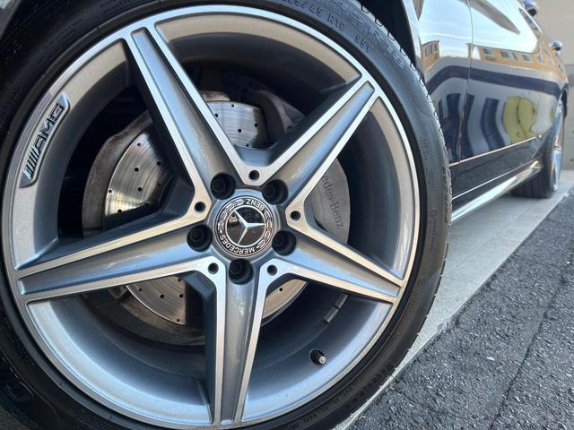 Cクラスステーションワゴン C200 ステーションワゴン スポーツ レーダーセーフティパッケージ 黒革シート シートヒーター アダプティブクルコン ブラインドスポットアシスト ヘッドアップディスプレイ エアサス 純正ナビ バックカメラ パワーバックドア 禁煙 ETC(14枚目)