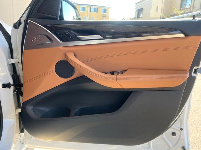 Ｘ３ ｘＤｒｉｖｅ　２０ｄ　Ｍスポーツハイラインパッケージ　１オーナー　パノラマサンルーフ　茶革シート　アダプティブクルコン　ブラインドスポットアシスト　純正ＯＰ２０インチＡＷ　パワーバックドア　全席シートヒーター　純正ナビ　カープレイ　全周囲カメラ　禁煙車（54枚目）