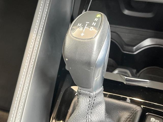 X1 xDrive 18d xライン アドバンスドアクティブセーフティパッケージ コンフォートパッケージ OP19インチAW アダプティブクルコン ヘッドアップディスプレイ シートヒーター パワーバックドア 純正ナビ バックカメラ 禁煙車(11枚目)