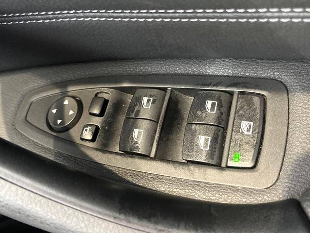 X1 xDrive 18d xライン アドバンスドアクティブセーフティパッケージ コンフォートパッケージ OP19インチAW アダプティブクルコン ヘッドアップディスプレイ シートヒーター パワーバックドア 純正ナビ バックカメラ 禁煙車(21枚目)