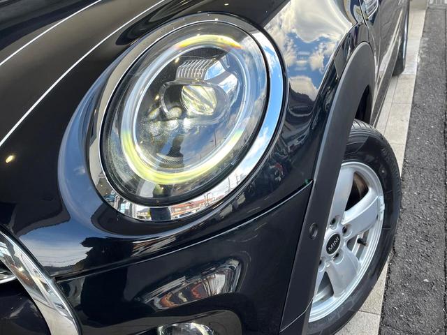 ＭＩＮＩ クーパーＤ　カメラ／パーキングアシストＰＫＧ　ペッパーＰＫＧ　ＬＥＤヘッドライト　１オーナー　禁煙車　純正ナビ　リアビューカメラ　インテリジェントセーフティー　ＥＴＣ　Ｂｌｕｅｔｏｏｔｈ　コンフォートアクセス（14枚目）