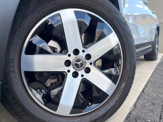 GLB GLB200d 4マチック レザーエクスクルーシブPKG パノラマミックスライディングルーフ 1オーナー 禁煙車 純正ナビ パノラミックビューモニター ヘッドアップディスプレイ ディストロニックプラス 黒革 パワーバックドア(15枚目)