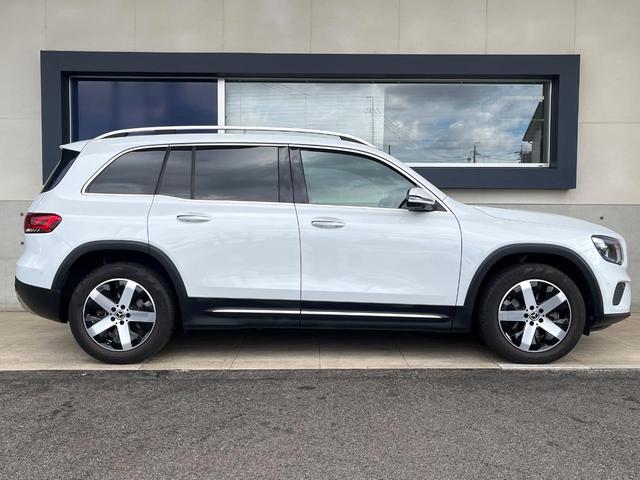 GLB GLB200d 4マチック レザーエクスクルーシブPKG パノラマミックスライディングルーフ 1オーナー 禁煙車 純正ナビ パノラミックビューモニター ヘッドアップディスプレイ ディストロニックプラス 黒革 パワーバックドア(23枚目)