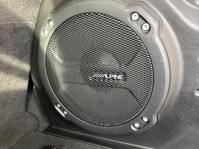 ジープ・ラングラーアンリミテッド サハラ　１オーナー　禁煙車　黒革シート　アダプティブクルコン　ブラインドスポットアシスト　純正ナビ　カープレイ　バックカメラ　シートヒーター　ＡＬＰＩＮＥオーディオシステム　スマートキー　Ｂｌｕｅｔｏｏｔｈ（20枚目）