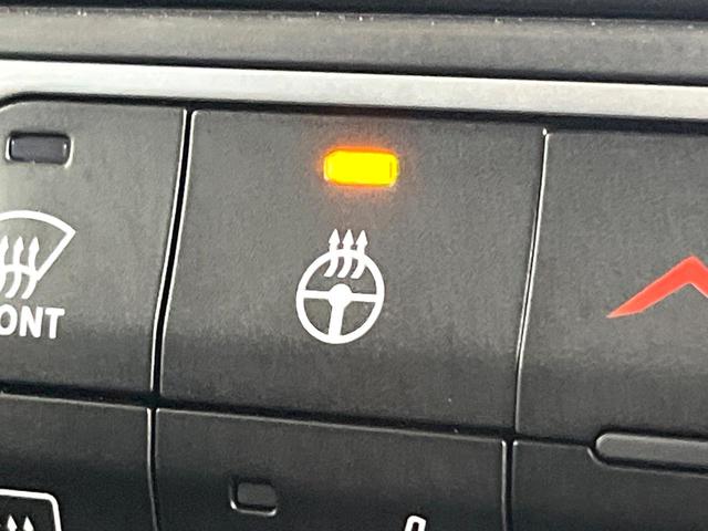 ジープ・ラングラーアンリミテッド サハラ　１オーナー　禁煙車　黒革シート　アダプティブクルコン　ブラインドスポットアシスト　純正ナビ　カープレイ　バックカメラ　シートヒーター　ＡＬＰＩＮＥオーディオシステム　スマートキー　Ｂｌｕｅｔｏｏｔｈ（34枚目）