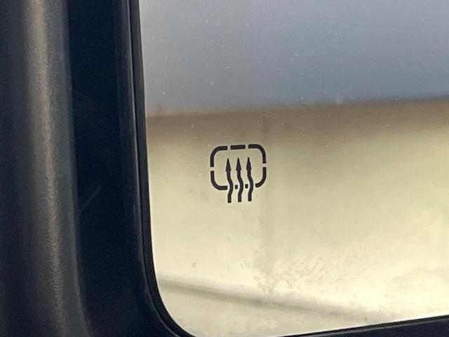 ジープ・ラングラーアンリミテッド サハラ　１オーナー　禁煙車　黒革シート　アダプティブクルコン　ブラインドスポットアシスト　純正ナビ　カープレイ　バックカメラ　シートヒーター　ＡＬＰＩＮＥオーディオシステム　スマートキー　Ｂｌｕｅｔｏｏｔｈ（43枚目）