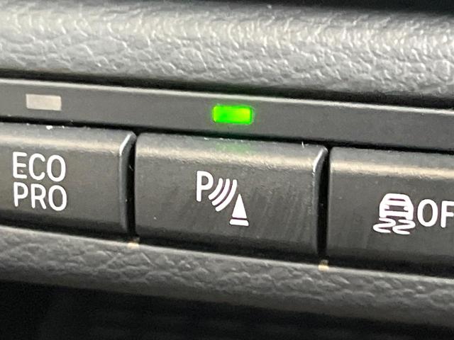 Ｘ１ ｓＤｒｉｖｅ　２０ｉ　スポーツ　ナビゲーションパッケージ　パーキングサポートパッケージ　バックカメラ　Ｂｌｕｅｔｏｏｔｈ　ＣＤ／ＤＶＤ再生　アイドリングストップ　デュアルオートエアコン　純正１８インチアルミホイール　ＥＴＣ　禁煙車（8枚目）