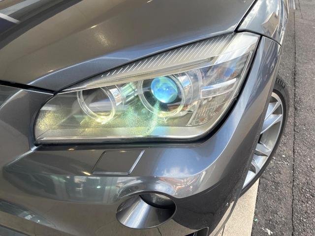 Ｘ１ ｓＤｒｉｖｅ　２０ｉ　スポーツ　ナビゲーションパッケージ　パーキングサポートパッケージ　バックカメラ　Ｂｌｕｅｔｏｏｔｈ　ＣＤ／ＤＶＤ再生　アイドリングストップ　デュアルオートエアコン　純正１８インチアルミホイール　ＥＴＣ　禁煙車（13枚目）