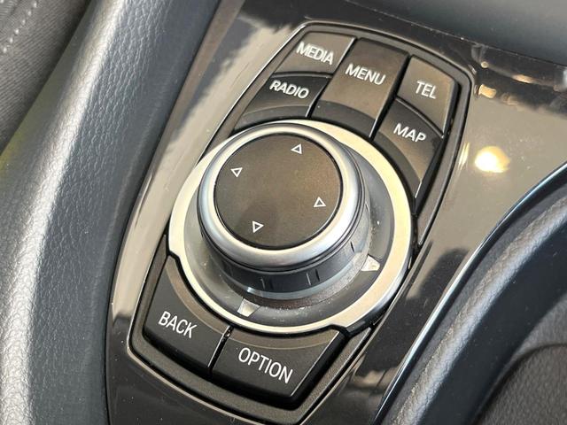 Ｘ１ ｓＤｒｉｖｅ　２０ｉ　スポーツ　ナビゲーションパッケージ　パーキングサポートパッケージ　バックカメラ　Ｂｌｕｅｔｏｏｔｈ　ＣＤ／ＤＶＤ再生　アイドリングストップ　デュアルオートエアコン　純正１８インチアルミホイール　ＥＴＣ　禁煙車（23枚目）