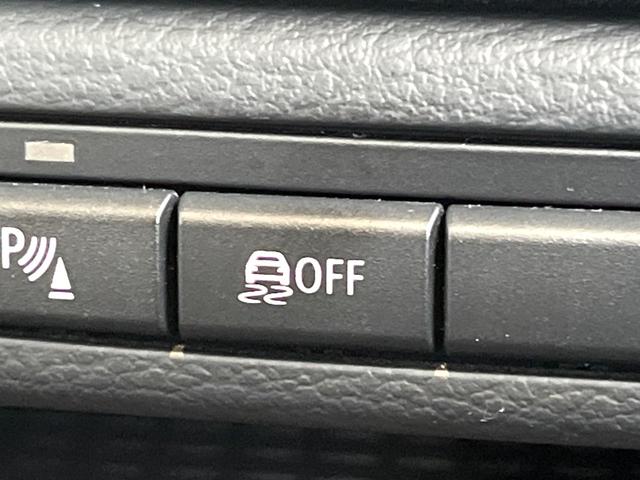 Ｘ１ ｓＤｒｉｖｅ　２０ｉ　スポーツ　ナビゲーションパッケージ　パーキングサポートパッケージ　バックカメラ　Ｂｌｕｅｔｏｏｔｈ　ＣＤ／ＤＶＤ再生　アイドリングストップ　デュアルオートエアコン　純正１８インチアルミホイール　ＥＴＣ　禁煙車（25枚目）