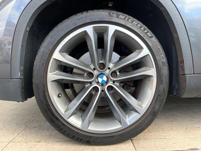 Ｘ１ ｓＤｒｉｖｅ　２０ｉ　スポーツ　ナビゲーションパッケージ　パーキングサポートパッケージ　バックカメラ　Ｂｌｕｅｔｏｏｔｈ　ＣＤ／ＤＶＤ再生　アイドリングストップ　デュアルオートエアコン　純正１８インチアルミホイール　ＥＴＣ　禁煙車（49枚目）