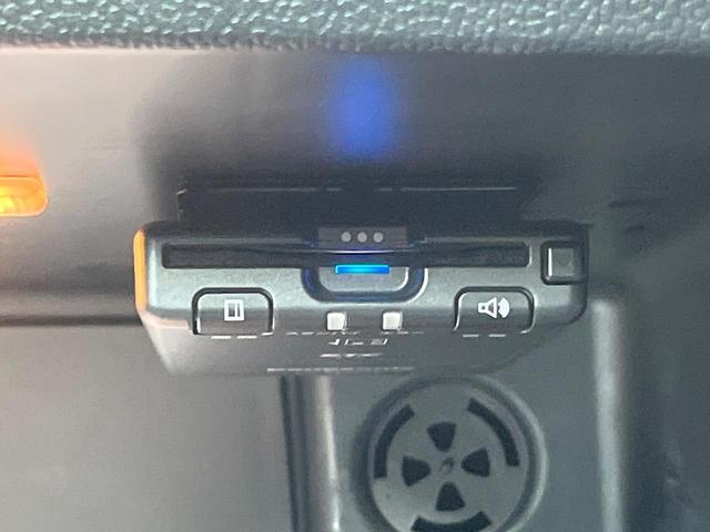 MINI クーパー ユニオンジャックテールライト カメラ/パーキングアシストパッケージ ペッパーパッケージ 純正ナビ Bluetooth LEDヘッドライト オートライト ETC 禁煙車 コンフォートアクセス(7枚目)