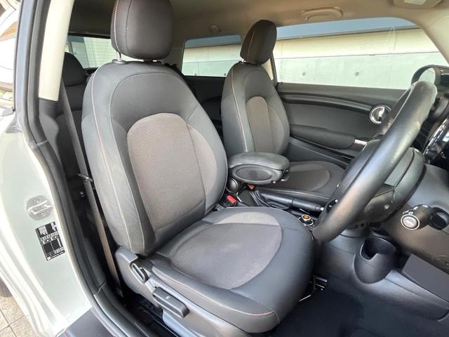 MINI クーパー ユニオンジャックテールライト カメラ/パーキングアシストパッケージ ペッパーパッケージ 純正ナビ Bluetooth LEDヘッドライト オートライト ETC 禁煙車 コンフォートアクセス(8枚目)