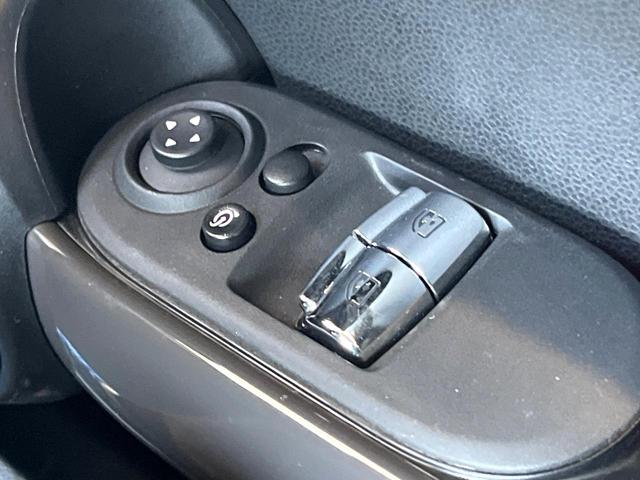 MINI クーパー ユニオンジャックテールライト カメラ/パーキングアシストパッケージ ペッパーパッケージ 純正ナビ Bluetooth LEDヘッドライト オートライト ETC 禁煙車 コンフォートアクセス(26枚目)