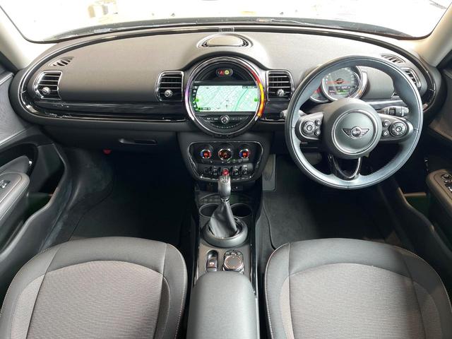 MINI クーパーD クラブマン リアビューカメラ バックソナー 禁煙車 純正ナビ フルセグ ETC Bluetooth レーダークルコン インテリジェントセーフティー デュアルオートエアコン コンフォートアクセス(2枚目)