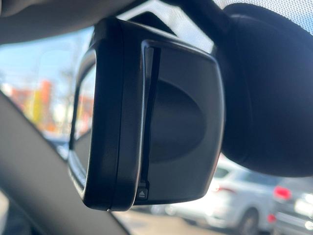 ＭＩＮＩ クーパーＳＤ　クラブマン　ペッパーパッケージ　リアビューカメラ／パークディスタンスコントロール　純正ナビ　Ｂｌｕｅｔｏｏｔｈ　ＬＥＤヘッドライト　オートライト　コンフォートアクセス　純正１７インチＡＷ　禁煙車　スポーツモード（7枚目）