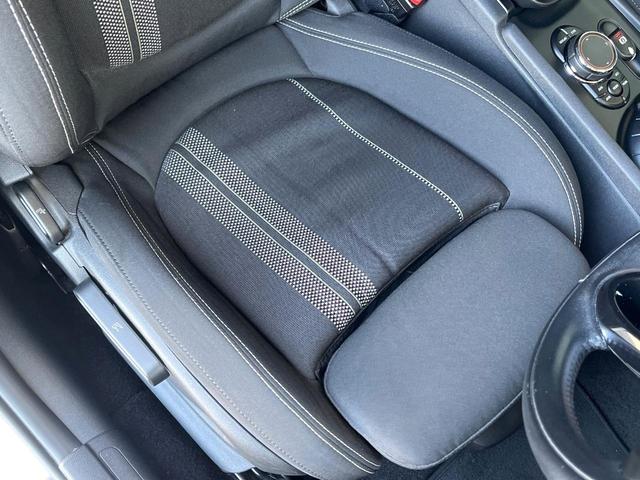 ＭＩＮＩ クーパーＳＤ　クラブマン　ペッパーパッケージ　リアビューカメラ／パークディスタンスコントロール　純正ナビ　Ｂｌｕｅｔｏｏｔｈ　ＬＥＤヘッドライト　オートライト　コンフォートアクセス　純正１７インチＡＷ　禁煙車　スポーツモード（35枚目）