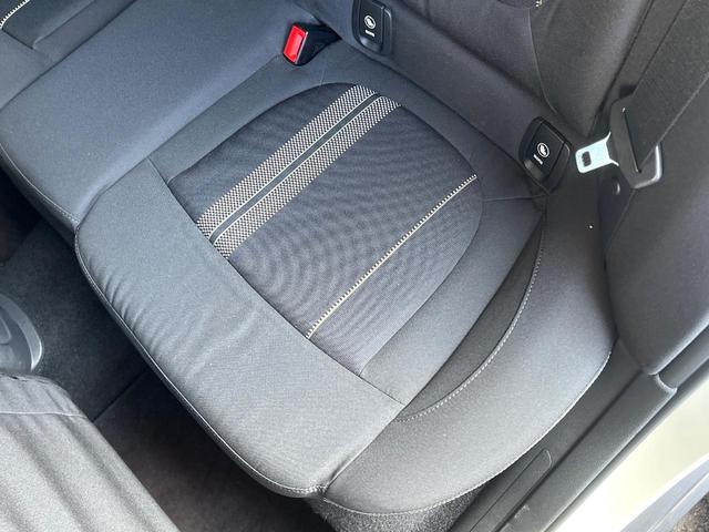 ＭＩＮＩ クーパーＳＤ　クラブマン　ペッパーパッケージ　リアビューカメラ／パークディスタンスコントロール　純正ナビ　Ｂｌｕｅｔｏｏｔｈ　ＬＥＤヘッドライト　オートライト　コンフォートアクセス　純正１７インチＡＷ　禁煙車　スポーツモード（38枚目）