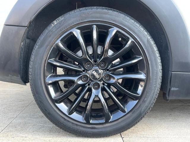 ＭＩＮＩ クーパーＳＤ　クラブマン　ペッパーパッケージ　リアビューカメラ／パークディスタンスコントロール　純正ナビ　Ｂｌｕｅｔｏｏｔｈ　ＬＥＤヘッドライト　オートライト　コンフォートアクセス　純正１７インチＡＷ　禁煙車　スポーツモード（44枚目）