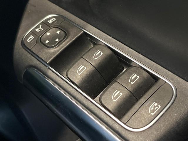 GLAクラス GLA200d 4マチック AMGライン 禁煙車 ナビゲーションパッケージ レーダーセーフティ アダプティブクルコン ブラインドスポットアシスト Bluetooth 全周囲カメラ シートヒーター マルチビームLEDヘッドライト メモリーシート(24枚目)