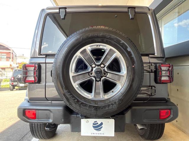 ジープ・ラングラーアンリミテッド サハラ　１オーナー　禁煙　黒革シート　ステアリング＆シートヒーター　純正ナビ　カープレイ　フルセグ　Ｂｌｕｅｔｏｏｔｈ　アダプティブクルコン　ブラインドスポットアシスト　スマートキー　純正１８インチＡＷ（17枚目）