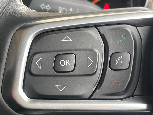 ジープ・ラングラーアンリミテッド サハラ　１オーナー　禁煙　黒革シート　ステアリング＆シートヒーター　純正ナビ　カープレイ　フルセグ　Ｂｌｕｅｔｏｏｔｈ　アダプティブクルコン　ブラインドスポットアシスト　スマートキー　純正１８インチＡＷ（25枚目）