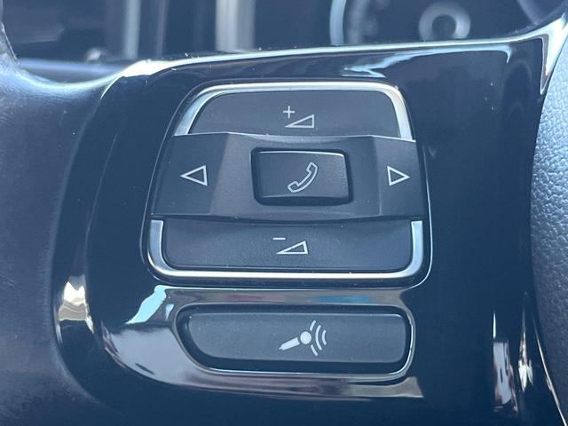 ザ・ビートル デザイン　レザーシートパッケージ　７１４ＳＤＣＷパッケージ　ＨＩＤヘッドライト　黒革シート　シートヒーター　クルコン　バックカメラ　スマートキー　Ｂｌｕｅｔｏｏｔｈ　禁煙車　オートライト　純正１６インチＡＷ（23枚目）