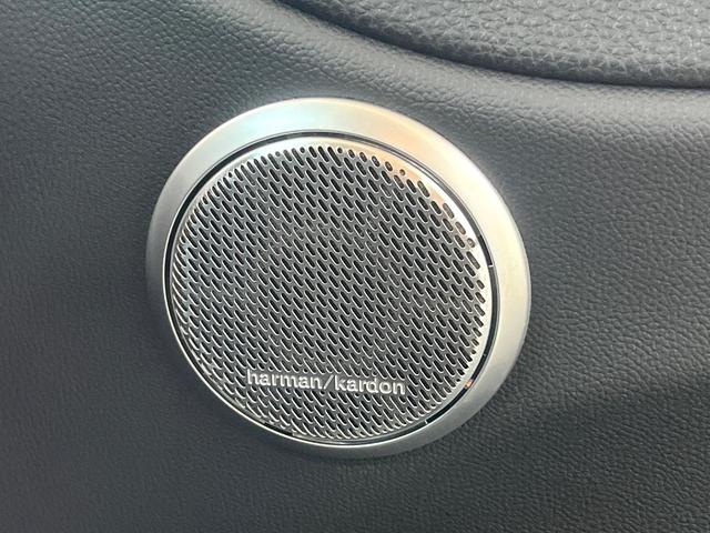 ジュリア ヴェローチェ 黒革シート アダプティブクルコン ブラインドスポットアシスト harman/kardon カープレイ バックカメラ Bluetooth ステアリング&シートヒーター スマートキー パドルシフト 禁煙車(7枚目)